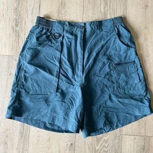 Worldwide sportsman Women's Teal Cargo Shorts size 18 NWT